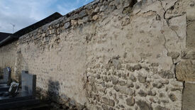 Mur de Concevreux avant l'arrivée du chantier d'insertion